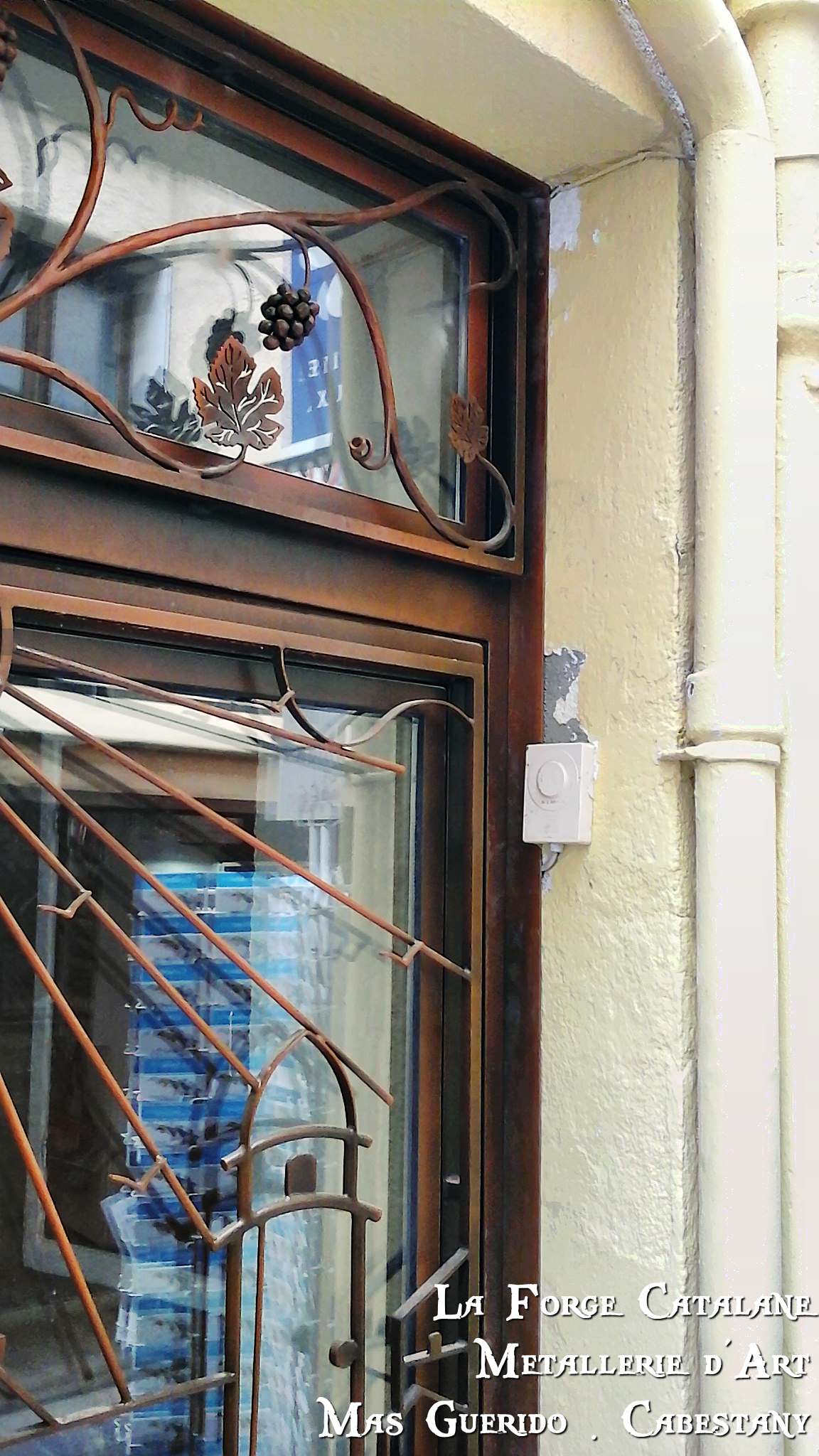 details porte etanche collioure  thermolaquage rouille forge catalane 2.jpg